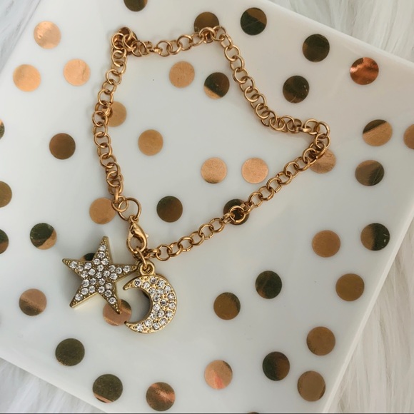 CLEARANCE NEW Star and moon charm bracelet in gold - Picture 3 of 6